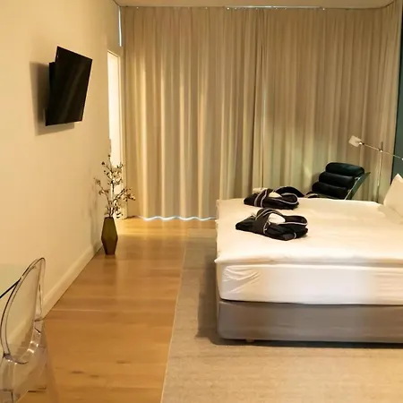Апартаменты Gesamte In Mit Grosser Terrasse